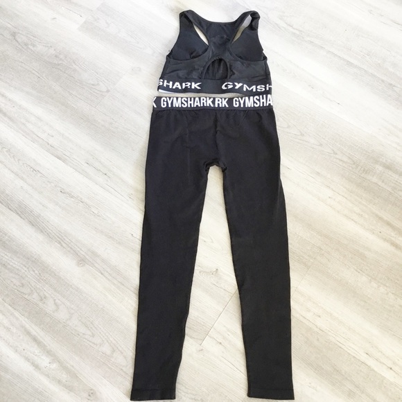 Gymshark Black Leggings & Sports Bra Size Small and M Seamless - Picture 3 of 3